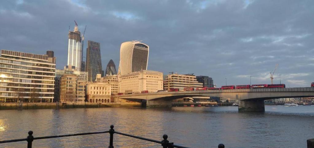 Modern Deluxe 1 Bed Apartment Bermondsey London Bridge מראה חיצוני תמונה