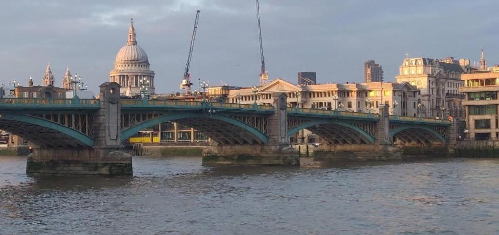 Modern Deluxe 1 Bed Apartment Bermondsey London Bridge מראה חיצוני תמונה
